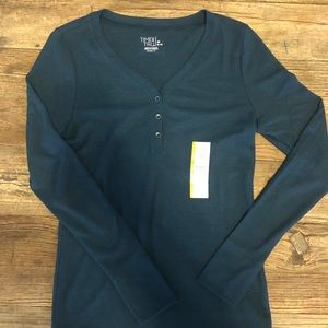 NWT Classic Thermal Long Sleeve Tee